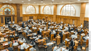 A study hall at Yeshiva Darchei Torah in Far Rockaway, N.Y. Six recent graduates have attended Harvard Law School.